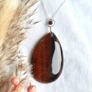 bijoux-piece-unique-Sautoir-oeil-de-taureau-rouge-argent-lithoterapie-lithosophie-2